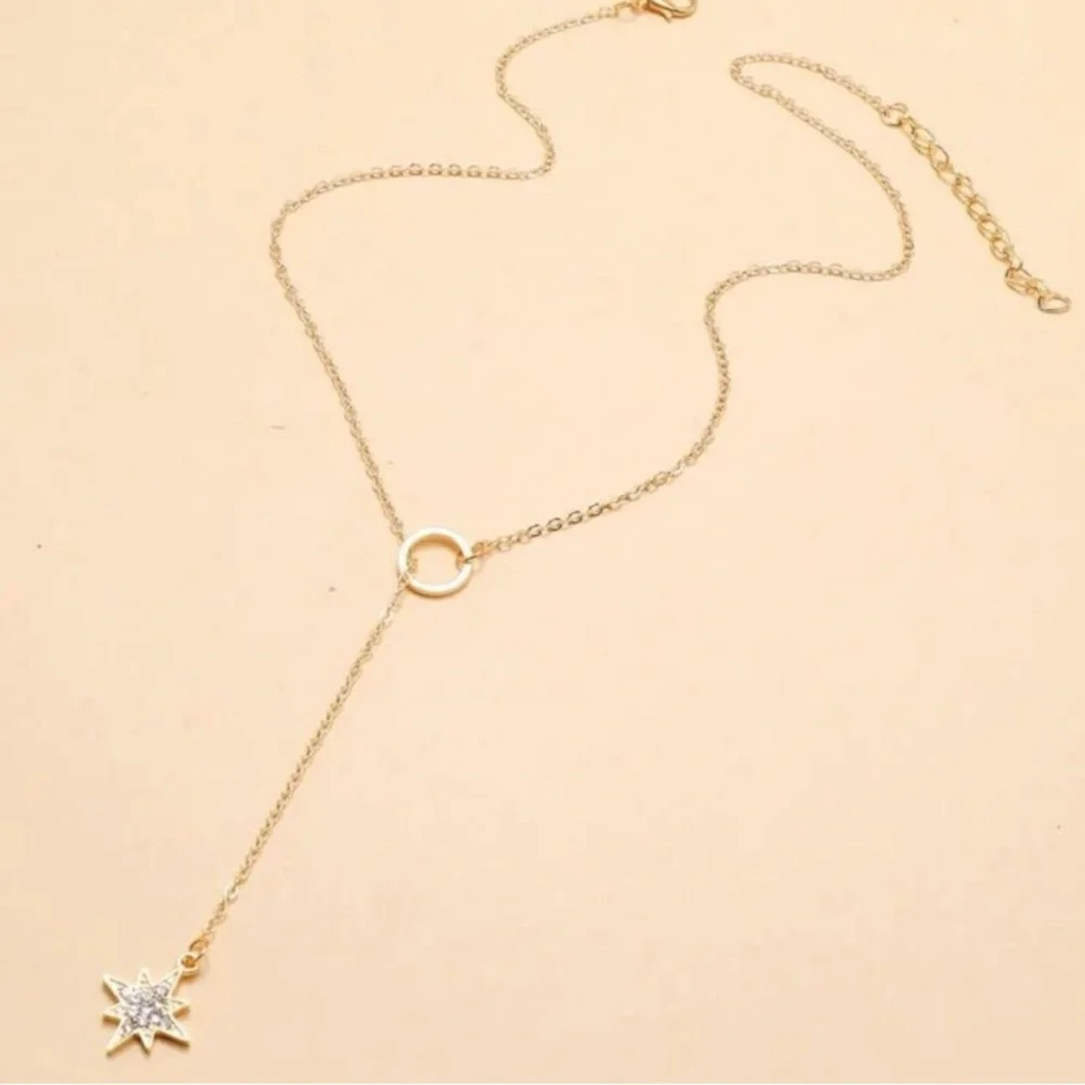 Five Star Rhinestone Necklace - Picture 2 of 7